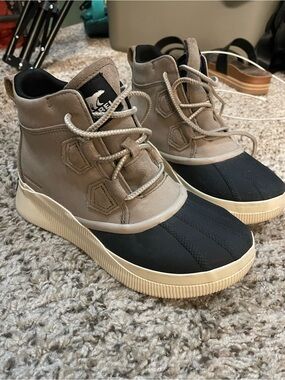 Sorel Out N About Classic Women’s Waterproof Boot